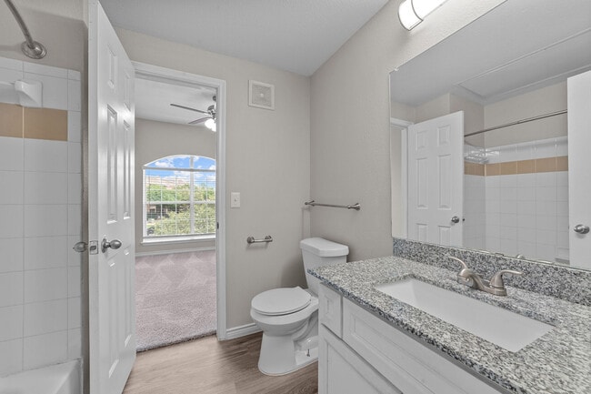 Interior Photo - Station 3700