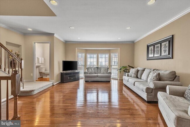 Building Photo - 25400 Elm Terrace