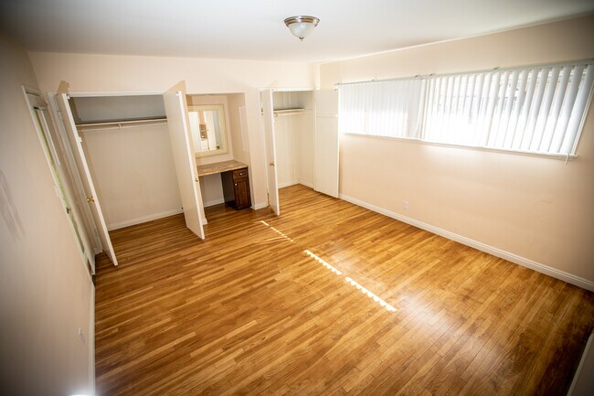 Master Bedroom - 8350 Gladbeck Ave