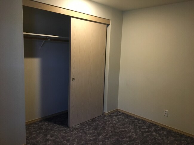 Foto del edificio - lynd04