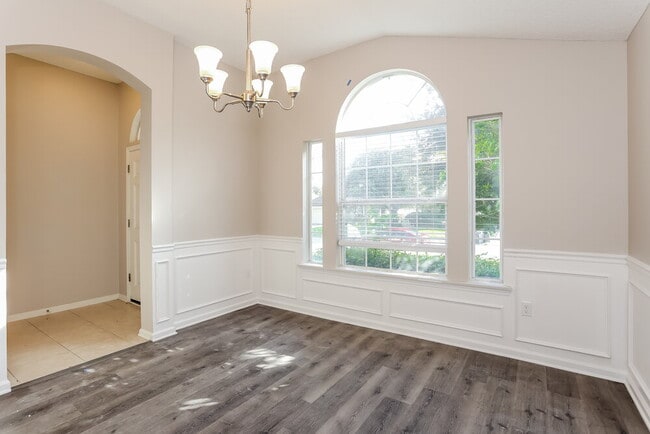 Foto del edificio - 3146 Wandering Oaks Dr