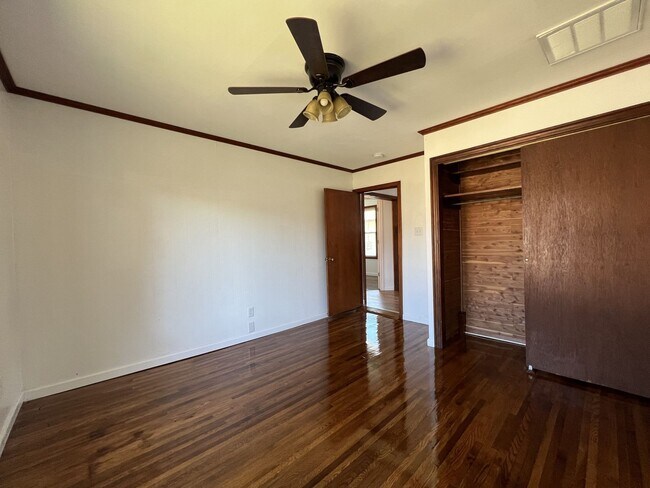 Foto del edificio - Recently Renovated Near Downtown