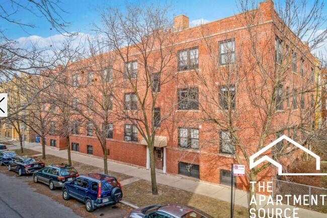 Photo - 2606 W Gunnison St Apartment