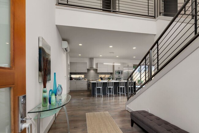 Building Photo - Leasing Luxury Home with 2 Master Suites i...