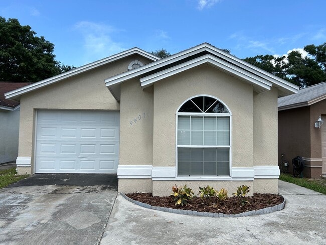 Building Photo - 4401 Longshore Dr