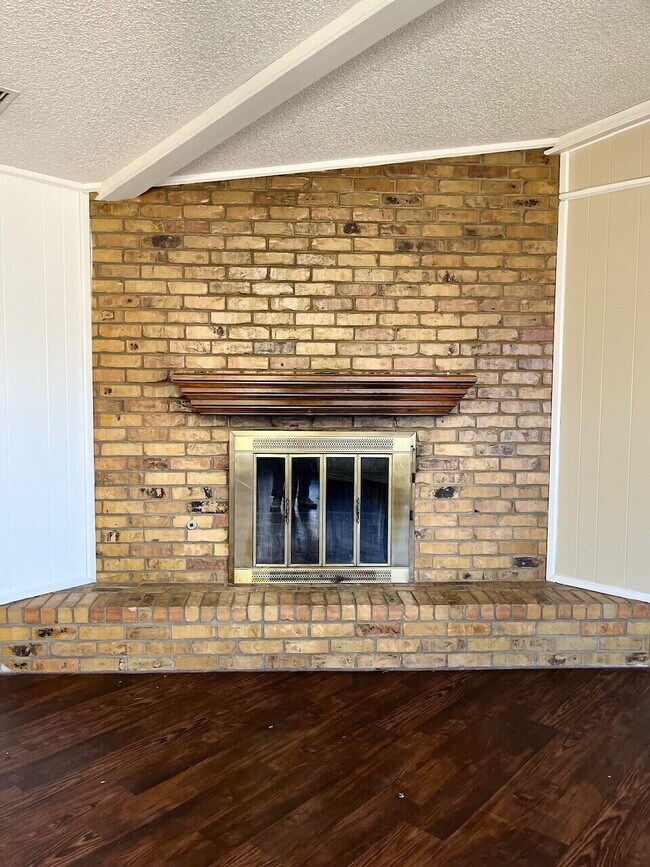 Building Photo - 2308 74th St