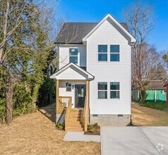 Building Photo - 2343 Parkview Ave