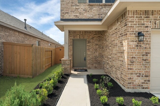 Building Photo - 409 Aurora Creek Ln