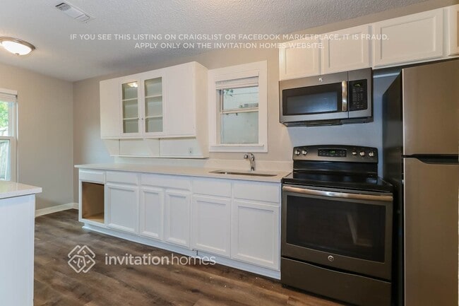 Building Photo - 203 Jan Ln