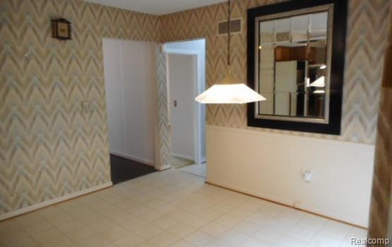 Foto del edificio - 22570 Thorncliffe St