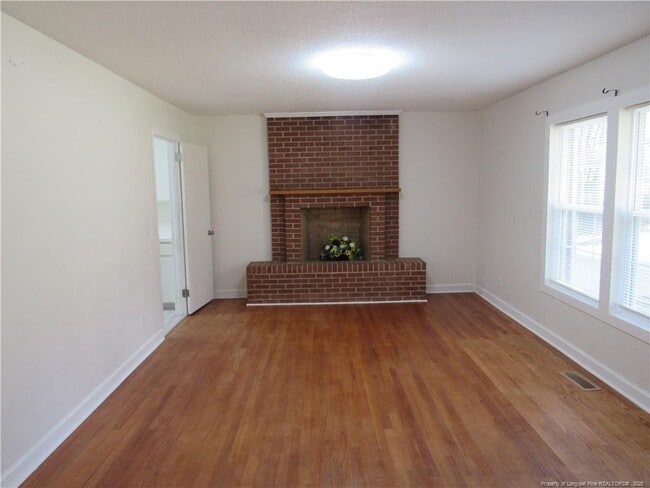 Building Photo - 49 Roberts Chapel Church Rd