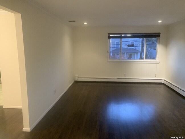 living room - 14 Graywood Rd