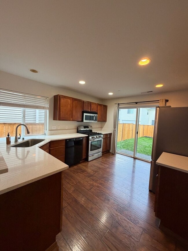 Building Photo - 1277 Hudson St