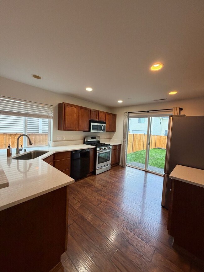 Foto del edificio - 1277 Hudson St