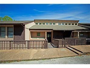 Primary Photo - 14 Shakespeare Dr