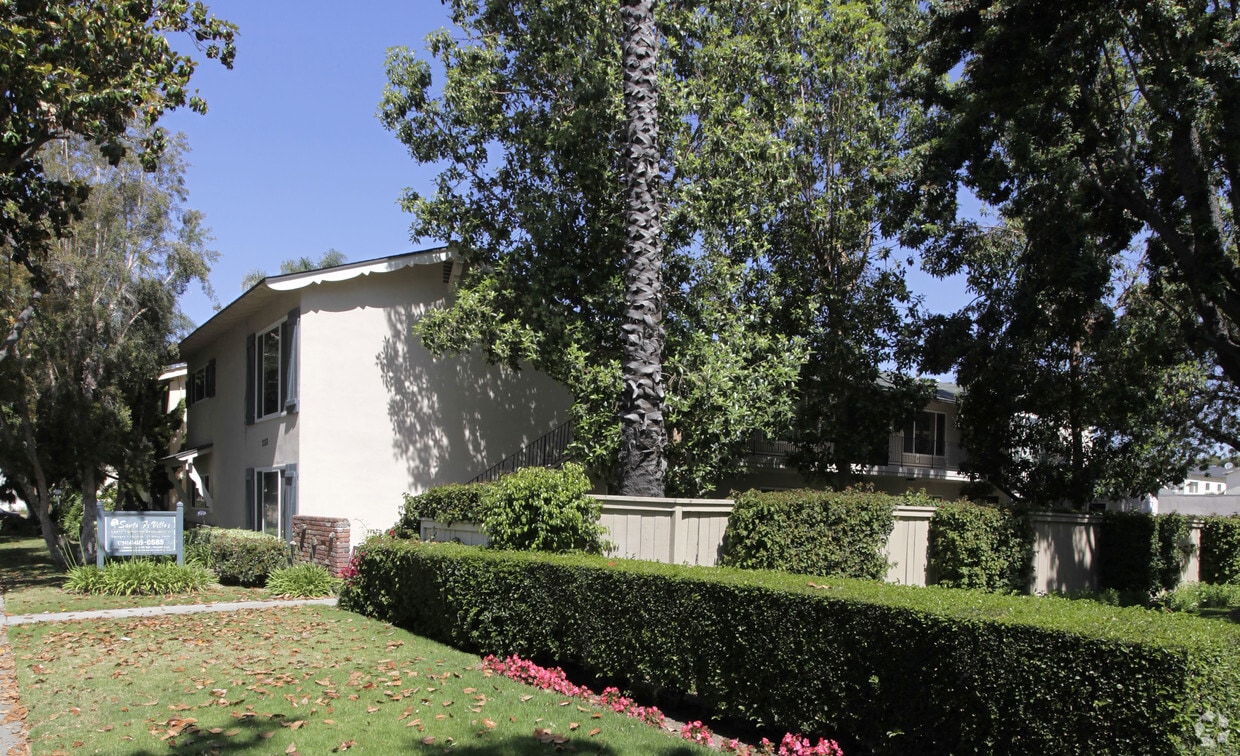 Primary Photo - Santa Fe Villas