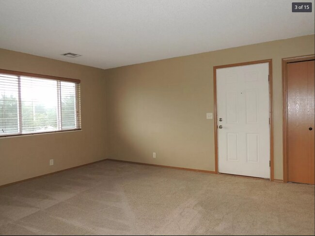 Building Photo - 333 S Tyler Rd