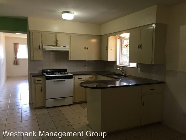 Building Photo - 1708 Redd St