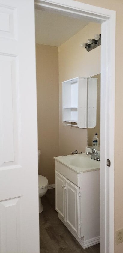 Bathroom - 1728 Conejo Dr