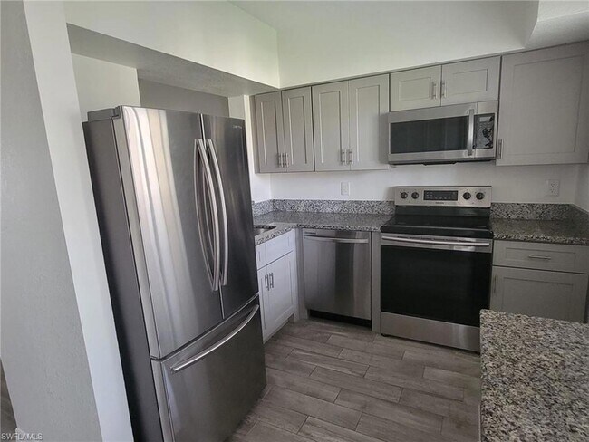 Building Photo - 8313 BERNWOOD COVE Loop