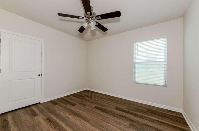 Foto del edificio - 7912 Majestic Palms Ct