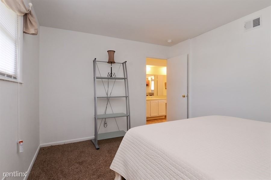Foto del edificio - 3421 Ashley Ln