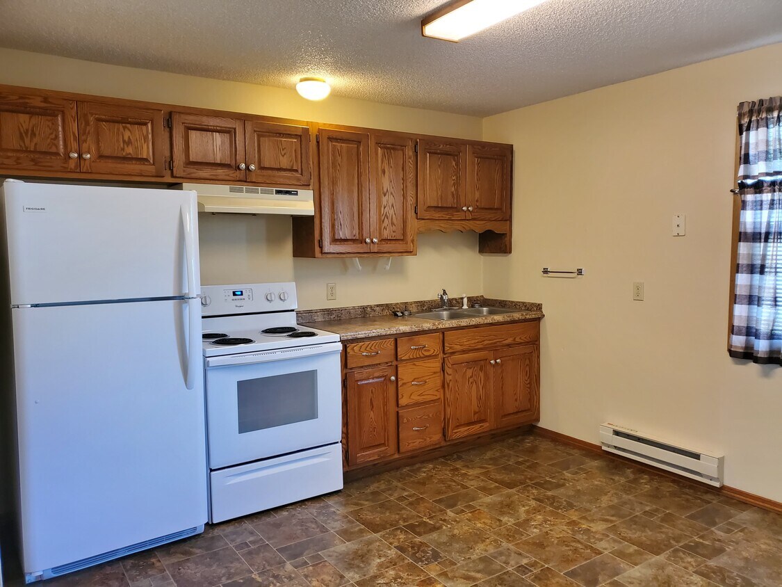 1223 1st Ave SE, Watertown, SD 57201 Townhome Rentals in Watertown SD