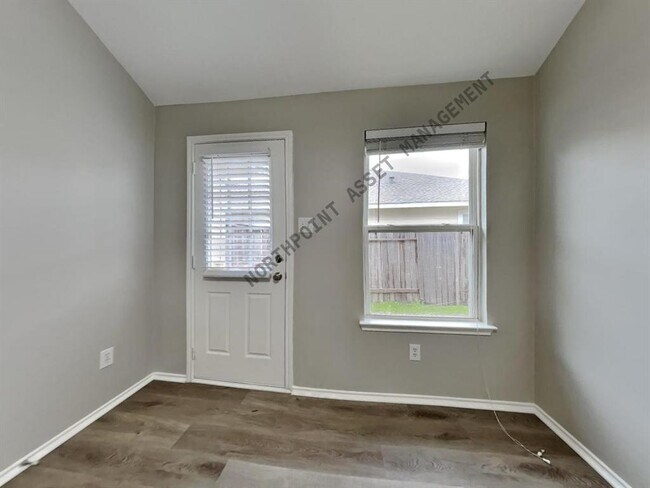 Building Photo - 7006 Windy Run Ct