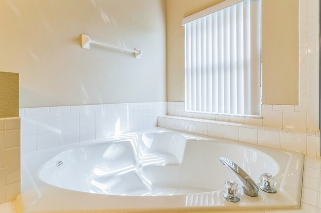 Foto del edificio - 2600 Meadow View Ct