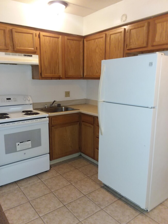 Foto del edificio - 1508 W North Bend Rd