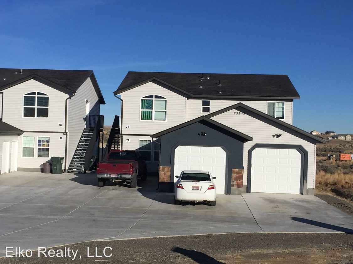 Foto principal - 235 Spring Creek Pkwy