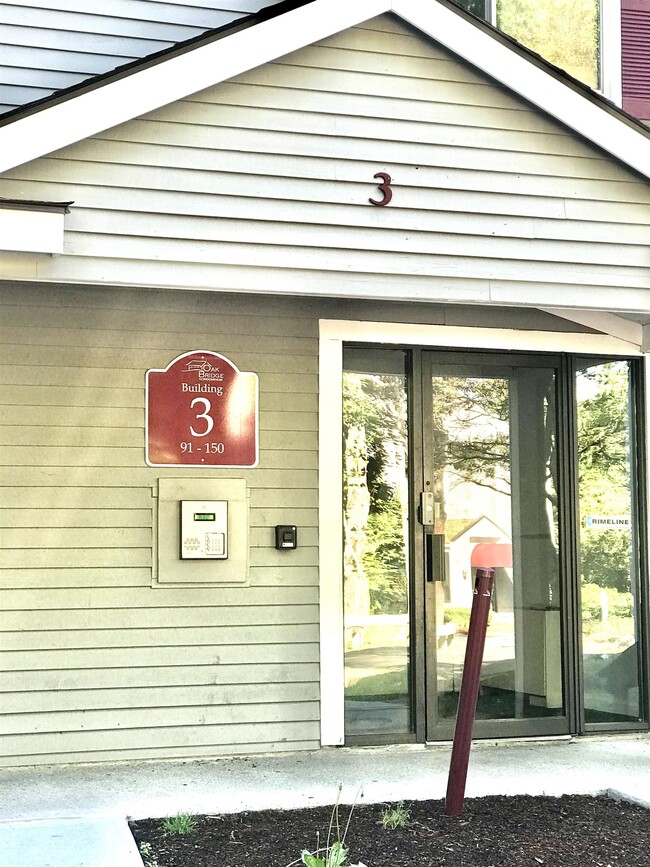 Foto del edificio - 120 Fisherville Rd