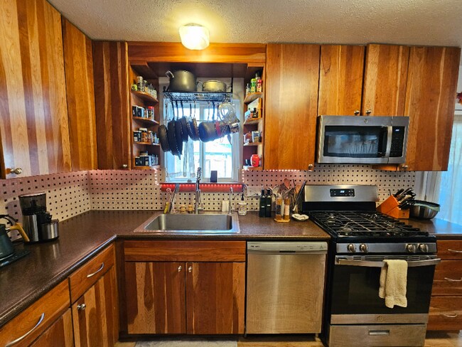 Foto del edificio - 880 35th St