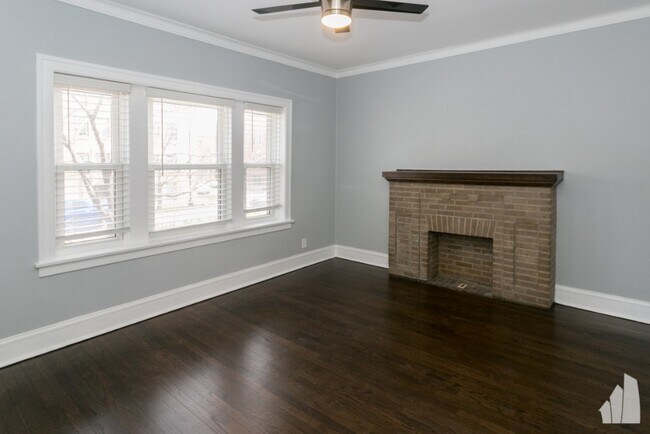 Foto del edificio - 5306 N Ashland Ave