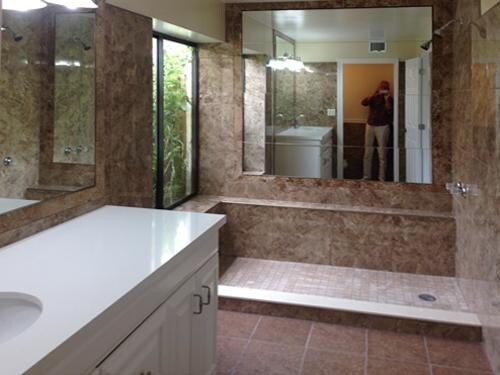 Foto del edificio - 639 Executive Center Dr