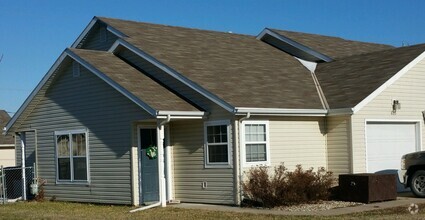 Building Photo - 610 Goodrich Dr