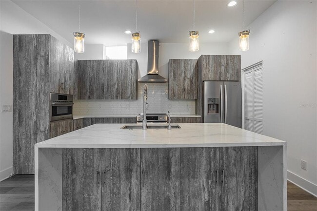 Foto del edificio - 2700 N Myrtle Ave