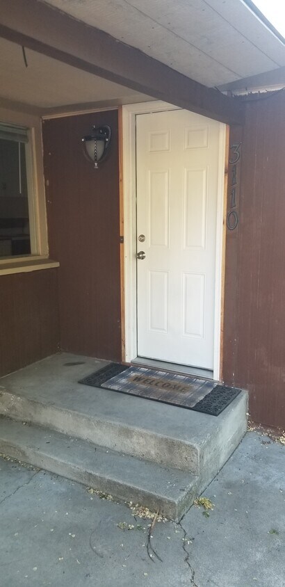 Foto principal - 3110 W Overland Rd