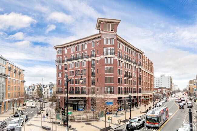 Foto del edificio - Kenyan Square Condominiums