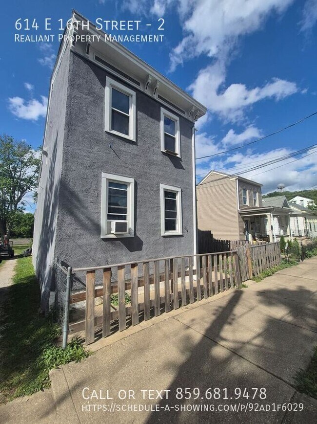 Building Photo - 614 E 16th St