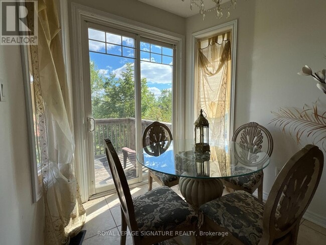 Photo du bâtiment - 49 Shirrick Dr