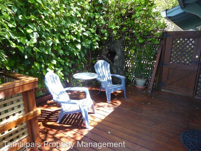 Foto del edificio - 3 br, 2 bath House - 21 Pleasant Lane