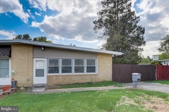 Building Photo - 9302 Trout Rd
