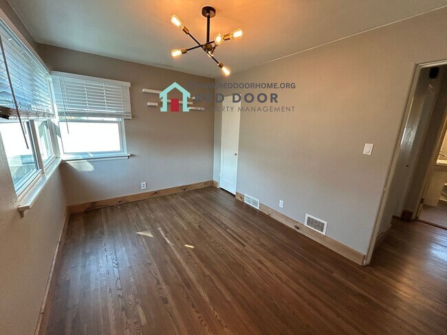 Foto del edificio - Spacious 4 Bed, 2 Bath Home for Rent – $2,...