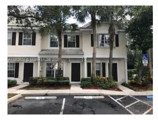 Building Photo - 145 SW 96th Ter