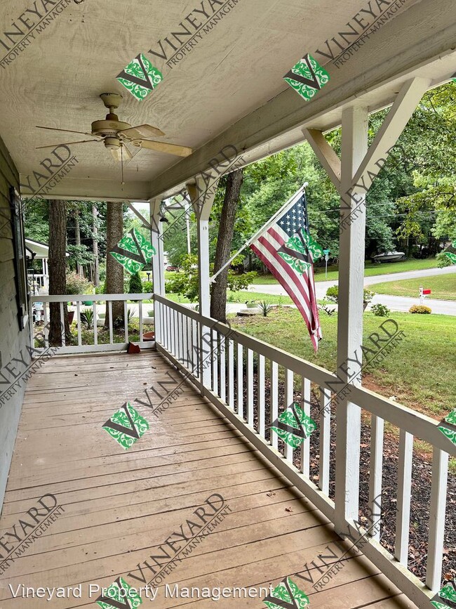 Building Photo - 3 br, 2 bath House - 996 Hardy Circle