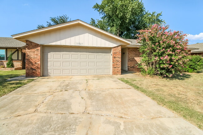 Building Photo - 10327 Fairfax Ln