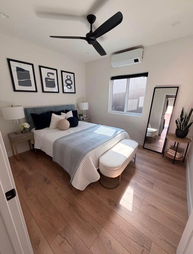 Foto del edificio - 102nd Duplex