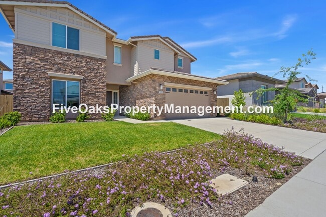 Building Photo - 6990 Saratoga Estates Dr