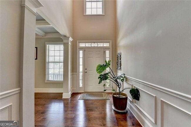 Building Photo - 808 Harrison Drive